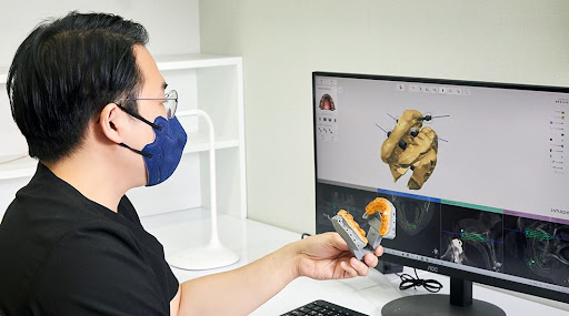 불당본점 서울비디치과의원, 천안 임플란트와 치아교정의 신속하고 효과적인 치료 서비스